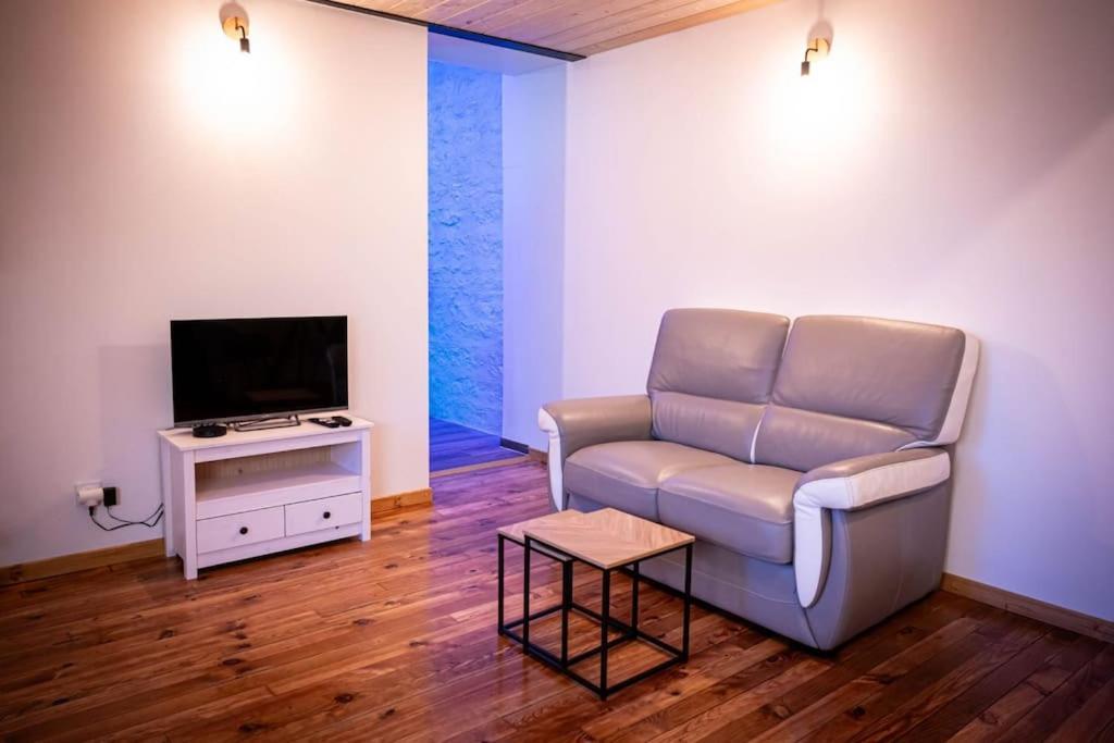 Love Room Spa Privatif Villefranche-sur-Saone Exterior photo